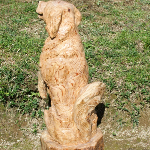 レトリバー ペット チェーンソーアート作品 木彫り 彫刻 犬 彫刻