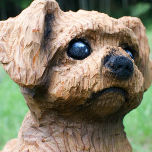 プードル犬 ペット チェーンソーアート作品 木彫り 彫刻 犬 彫刻