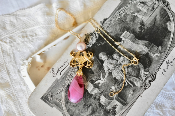 鳥和淡水玫瑰珍珠，復古粉紅色gibber滴項鍊 第5張的照片