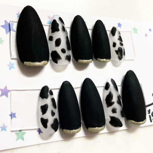 他サイトで売り切れた為オーダーのみ受付 ネイルチップ（つけ爪） is 