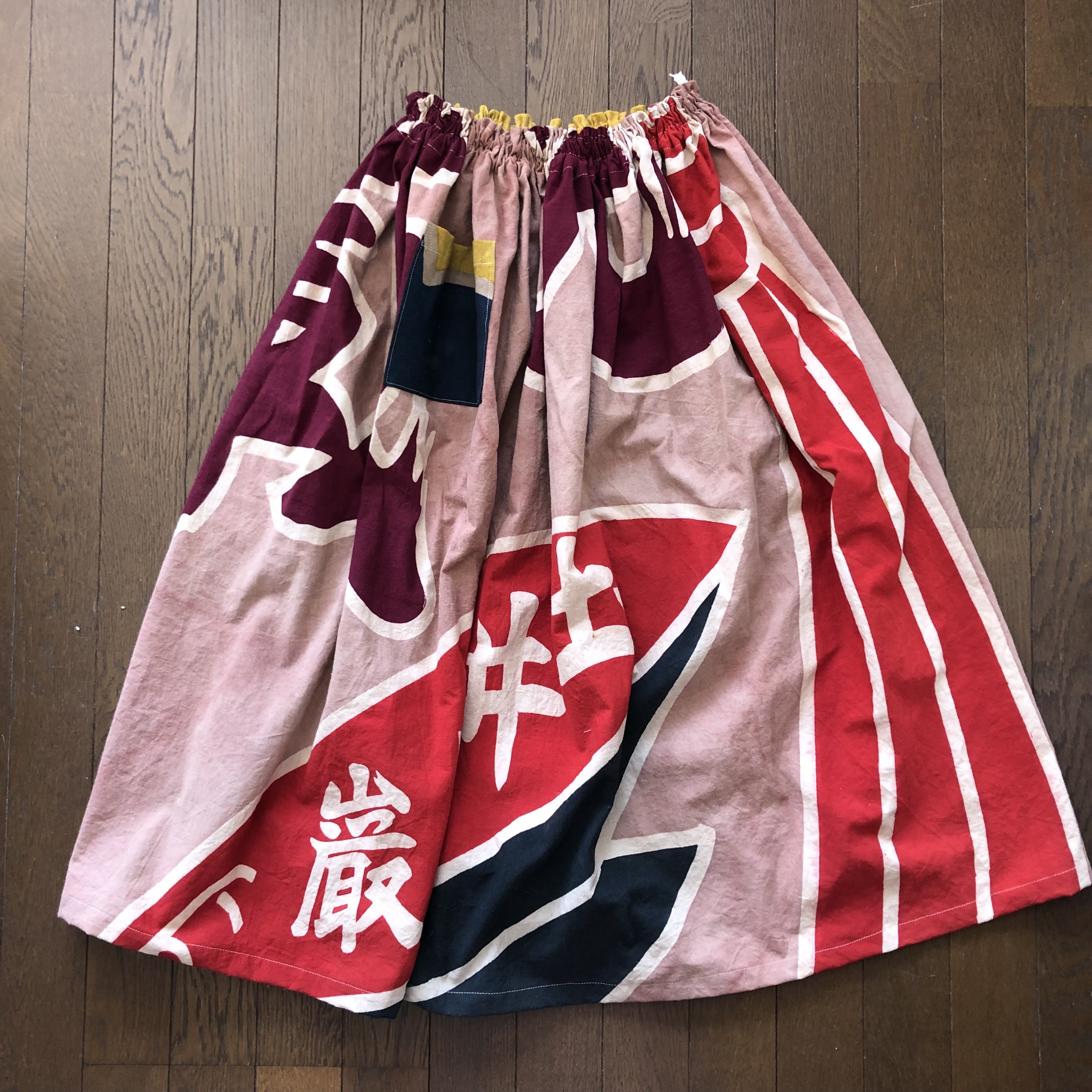 幟旗リメイクフードロングジレ