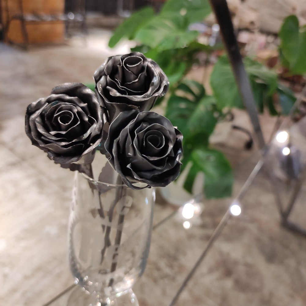 アンティーク　花卉アールヌーヴォー「薔薇」　薔薇蔓(鉄製)