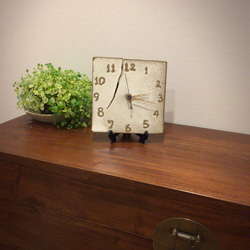 陶器の時計 1枚目の画像