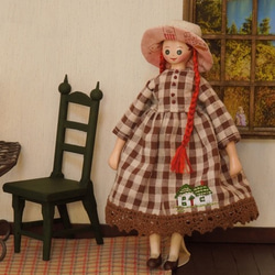 木の着せ替え人形　『赤毛のアン』受注制作 2枚目の画像