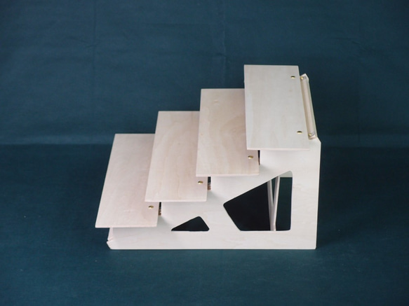 パタポンな木製什器　段差4㎝　33㎝４段ナチュラル 3枚目の画像