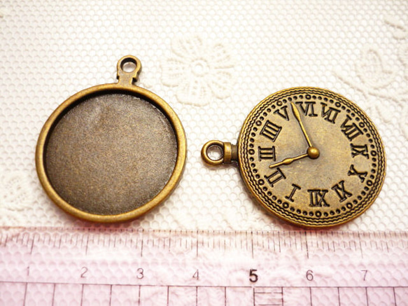 セッティング　懐中時計型　両面　金古美　3個　36*29ｍｍ　ラスト 2枚目の画像