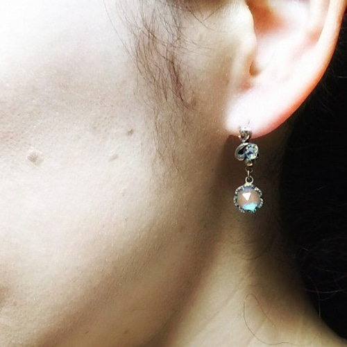 ローズカット　サフィレット　ピアス ローズカットサフィレットのピアス ピアス（フック・チェーン） Pour