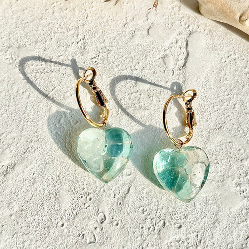 海の天然石シーグラスとクリスタルmix 2way 海を感じるフープピアス 