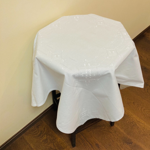 ★20％OFF★ハーダンガー刺繍（ハンドメイド）テーブルクロス 40x110cm ☆20％OFF☆ハーダンガー刺繍（ハンドメイド）テーブルクロス 40x110cm