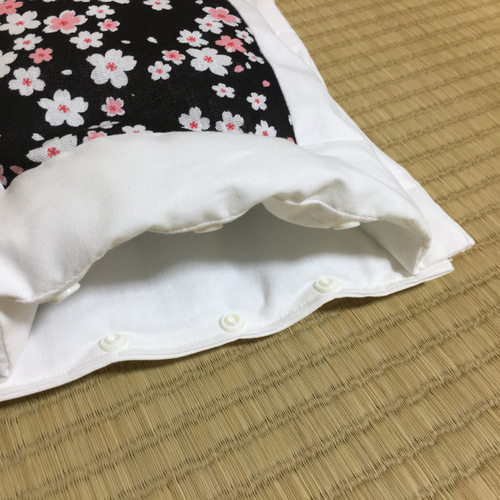 ハリネズミの布団「おふとんねる」黒 桜 寝袋 寝床 ケージ