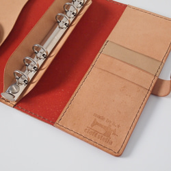 革のシステム手帳　手染め手縫い　レッド/赤　「バイブル/B6」サイズ　６穴 5枚目の画像