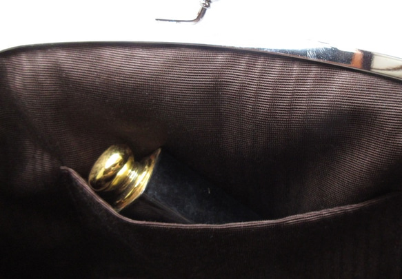 がま口型ポーチバッグ：イタリア製　ジャガード 4枚目の画像