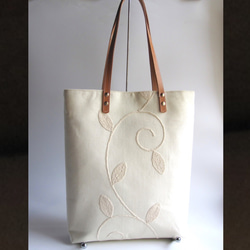 [バーゲン品] マヨルカ刺繍のバッグ・スペイン製ファブリック 1枚目の画像