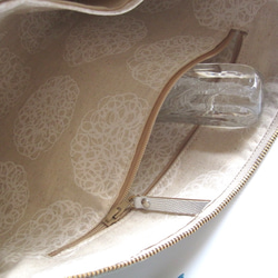 クラッチバッグ or L ポーチ／英国製・刺繍生地（薄茶） 4枚目の画像
