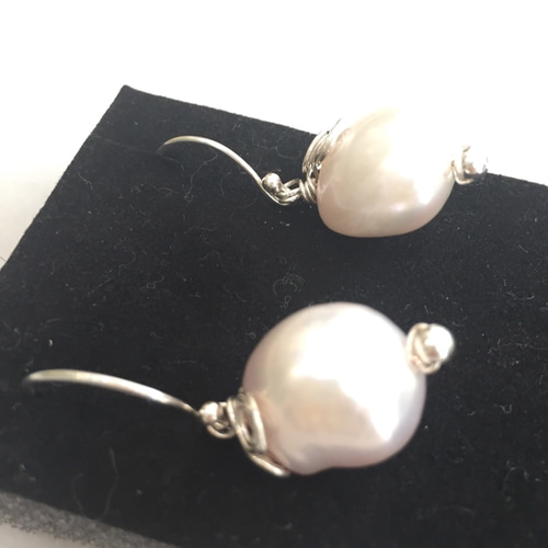 大粒♡ 南洋白蝶貝真珠 バロック パールピアス SVフック 天然石