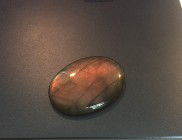 ♡ピンク‐オレンジ入り・レインボー ラブラドライト 天然石 ルース Labradorite 04 9枚目の画像