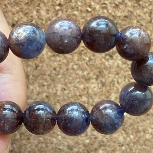 ⛄ レア☆高品質 ブラッドショットアイオライト ブレスレット