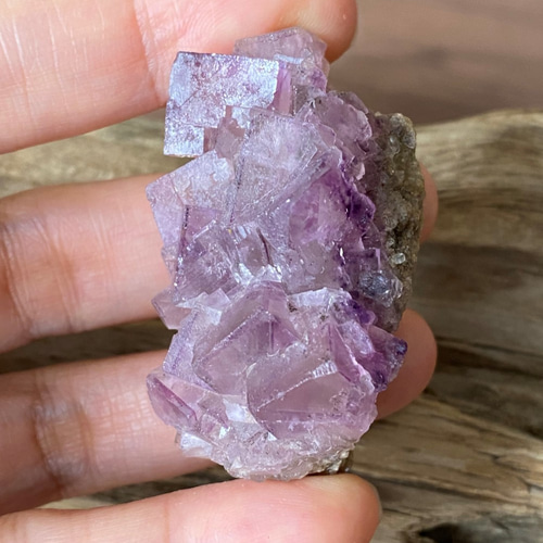 中国安徽省フローライト原石437g ピンクパープルカラー 可愛い　天然石 中国安徽省フローライト原石437g ピンクパープルカラーとでも