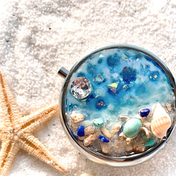 海からのプレゼント Beachピルケース スワロフスキー 幸運を引き寄せる オルゴナイト小物入れ アクセサリーケース 2枚目の画像
