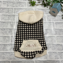 犬服 オーダー 『フリル付きドッドのロンパース』春夏 わんこ服 つなぎ