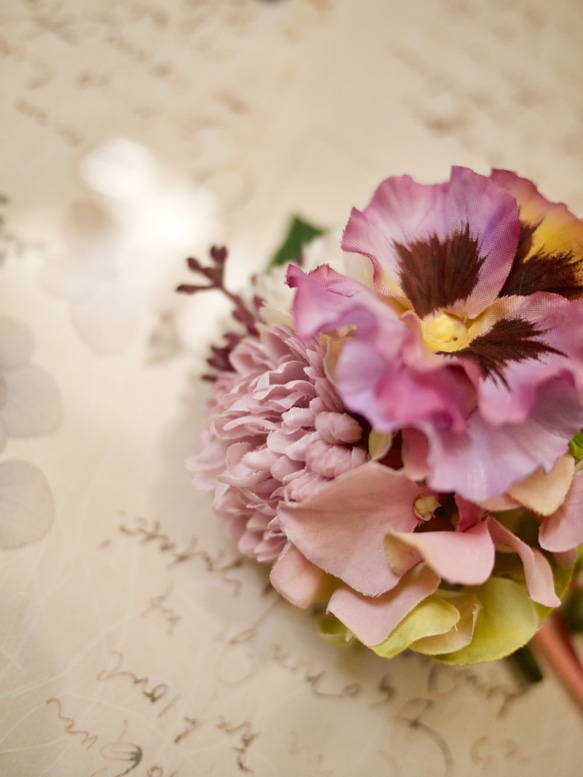 花束コサージュ（ギフトボックス付き） 3枚目の画像