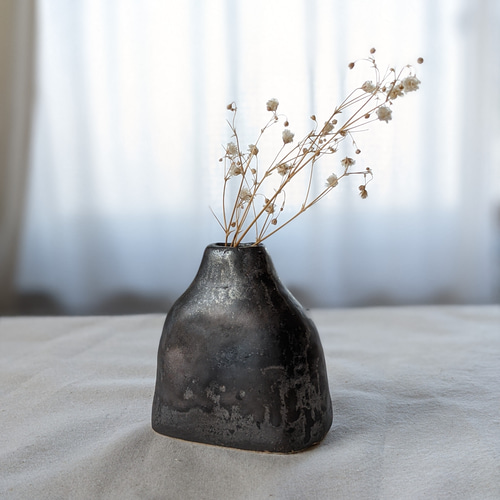 陶器の一輪挿し（ボトル型 アンティーク風 A） 一輪挿し・花瓶