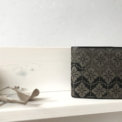 ：奄美大島紬の折財布： 1枚目の画像