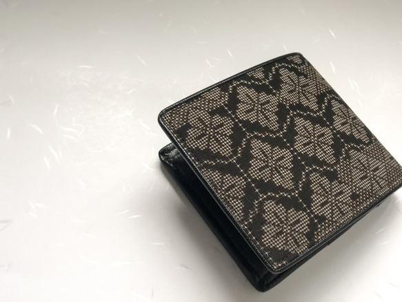 ：奄美大島紬の折財布： 4枚目の画像