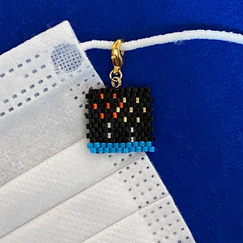 日本の夏のマスクチャーム ビーズで作った小さなの夏のアクセサリー