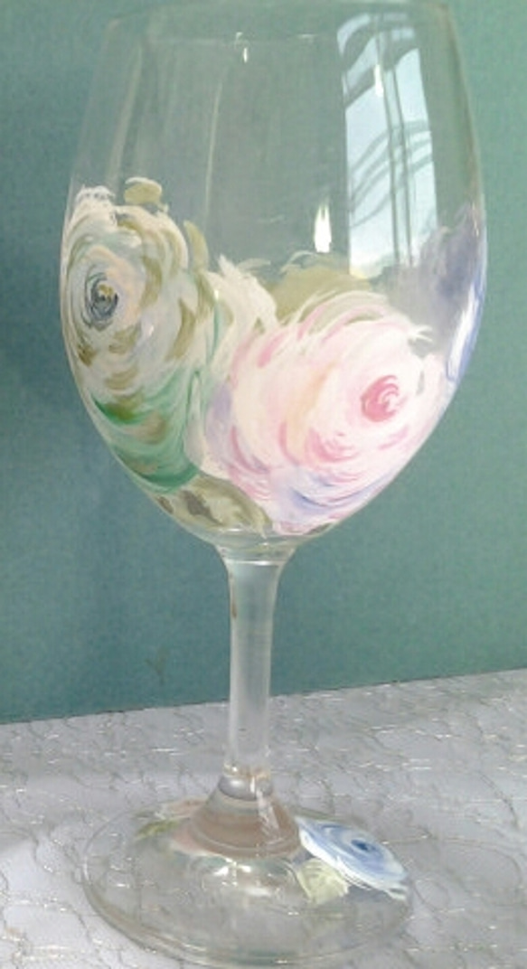 ワイングラス　《半額セール》手描きの薔薇 2枚目の画像