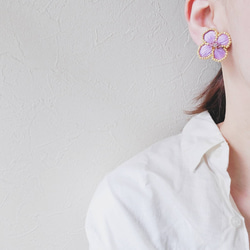 colorful flower earring(パープル) 4枚目の画像