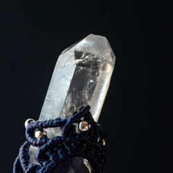 水晶和坦桑石花邊天然石項鍊 第8張的照片