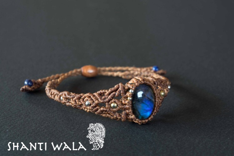 不思議な魅力！ラブラドライトたんのブレスレット！ マダガスカル産 ラブラドライト ブレスレット 天然石