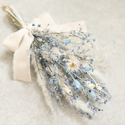 かすみ草ドライフラワースワッグ・ブーケ(青) スワッグ fukurosan 通販