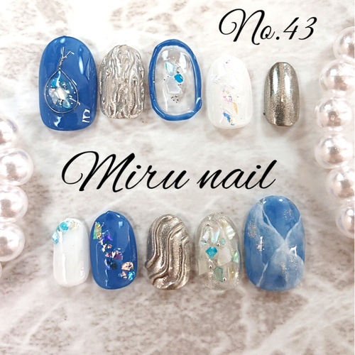 ネイルチップ ブルー ニュアンス 青 ちゅるん うるうる オーダーネイル 現品ネイルチップ / ブルーニュアンスネイル ⁡ ⁡ インクの滲みが