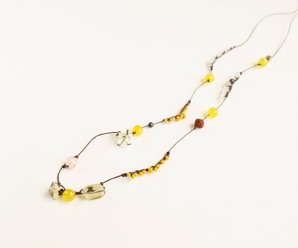 Yellow pop color necklace 3枚目の画像