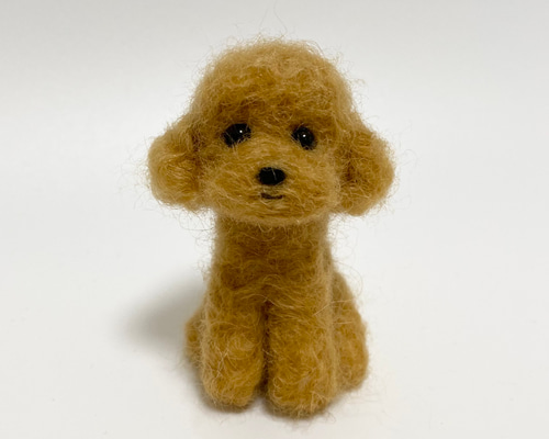 羊毛フェルト ＋毛糸　トイプードル　レッド　ハンドメイド　犬　立ち姿 羊毛フェルトキット トイプードル（立ちポーズ）羊毛 | 羊毛