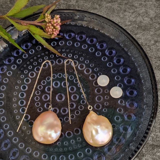 淡水パール チェーンピアス（コイン）/ K18WG Freshwater Pearl Chain Earrings