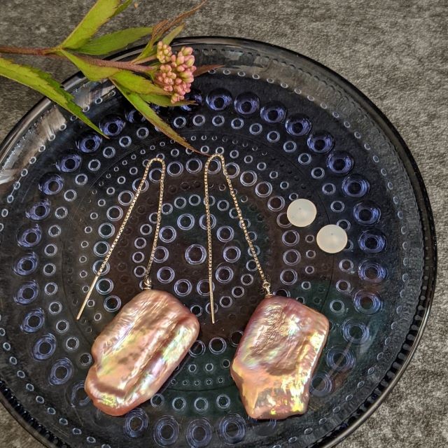 淡水真珠チェーンピアス / K18WG　淡水バロックパールピアス 26,000円