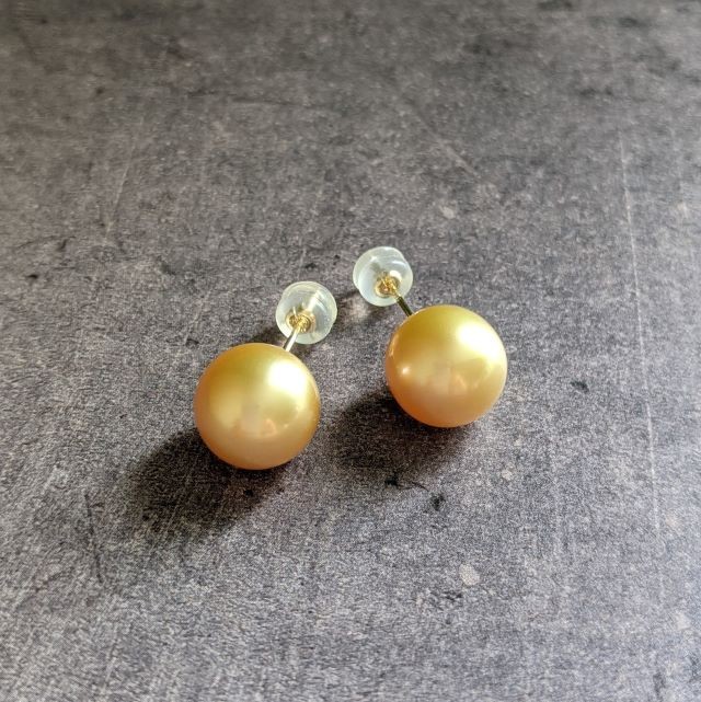 こっくりゴールド 白蝶真珠ピアス / K18 Golden Glow South Sea Pearl Earrings