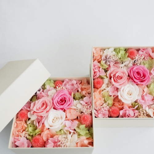 フラワーボックス ピンク×白 プリザーブドフラワー プリザーブド