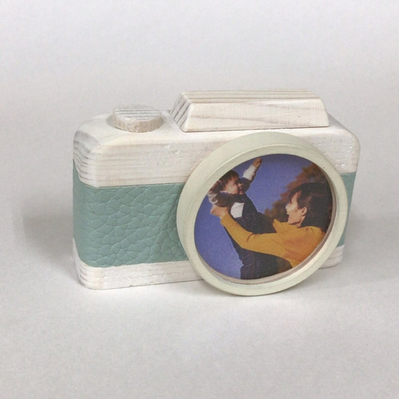小さいカメラの形のフォトフレーム 　【ライトブルー】 2枚目の画像