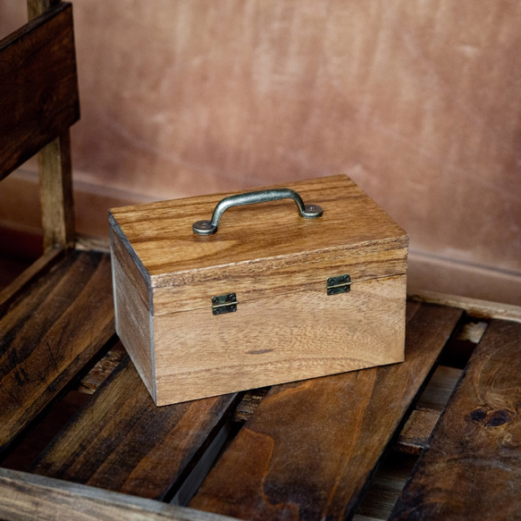 [受注制作] ソーイングボックス 木製 裁縫箱 アンティーク風 木箱 (ブラウン) 4枚目の画像