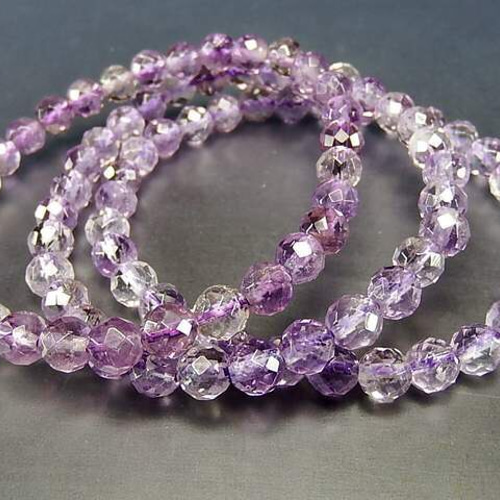 2月誕生石】3A高透明度アメジスト多面カット約6ミリブレス石街