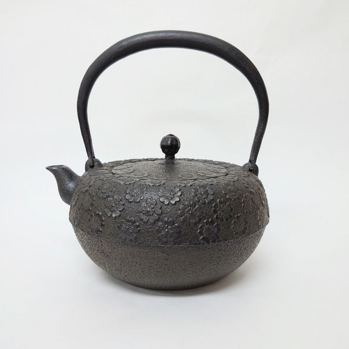 未使用品　付属品付　南部盛岡釜定工房造　１５型　南部鉄瓶　南部鉄器　鉄瓶 南部鉄器 釜定 (@nanbu_kamasada) · Morioka-shi, Iwate
