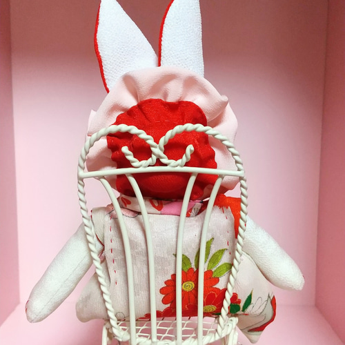 創作人形　おめかしウサギ(高さ27cm) ちりめん細工 創作人形 おめかしうさぎ 生地 misora 通販 11519094
