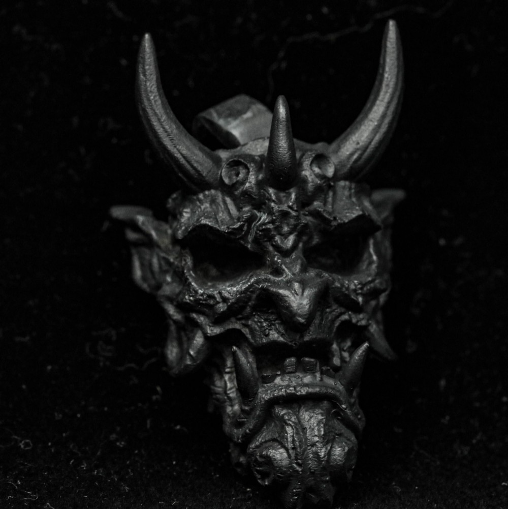 スカルペンダント、ホーンドペンダント、ロングトゥースペンダント、トライアングルスカルペンダント、シルバースカルペンダント