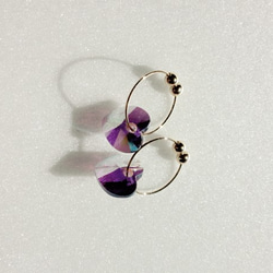 スワロフスキー　紫ハートのフープイヤリング 2枚目の画像