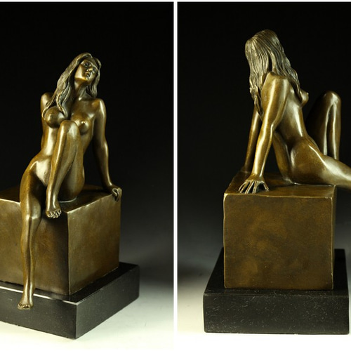 ブロンズ像座ってる裸婦人インテリア彫刻銅像