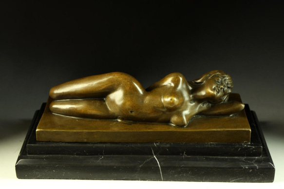超人気ブロンズ像 横になる裸少女 ミロ名品 インテリア家具 置物 彫刻